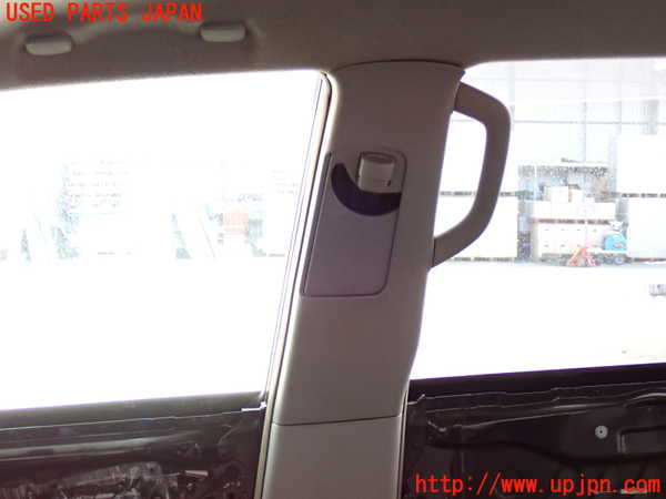 2UPJ-21577665]ハイラックスサーフ(TRN215W)右センターピラートリム 中古_m0002.jpg
