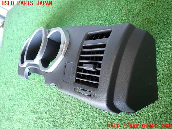 2UPJ-21577510]ハイラックスサーフ(TRN215W)メーターフード 中古_m0002.jpg