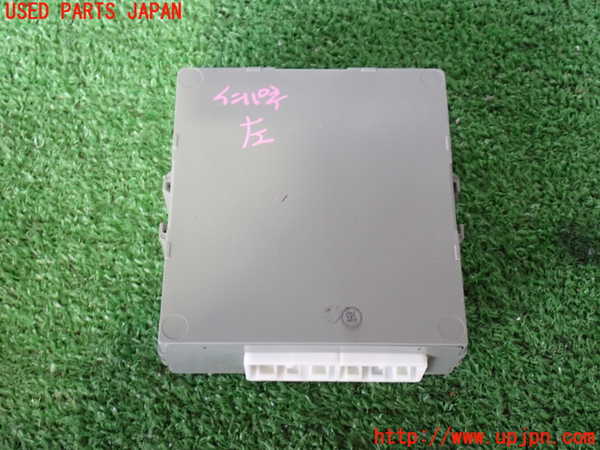 2UPJ-21586146]ハイラックスサーフ(TRN215W)コンピューター1 (4WD 89530-35281) 中古_m0003.jpg