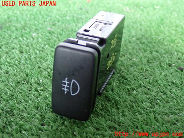 2UPJ-21586295]ハイラックスサーフ(TRN215W)フォグスイッチ 中古_m0001.jpg