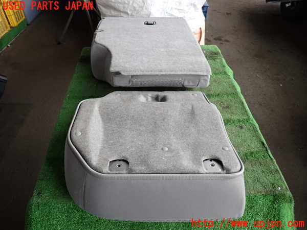 2UPJ-21587435]ハイラックスサーフ(TRN215W)左リアシート 中古_m0003.jpg