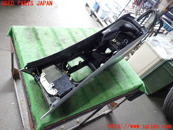 2UPJ-21587540]ハイラックスサーフ(TRN215W)センターコンソール 中古_m0005.jpg