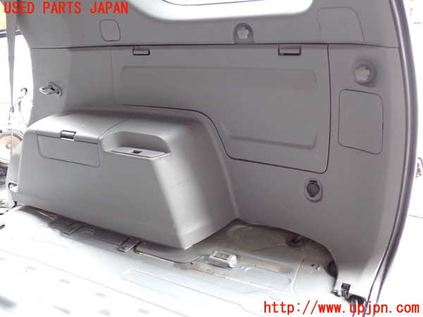 2UPJ-21587675]ハイラックスサーフ(TRN215W)右リアピラートリム 中古_m0003.jpg