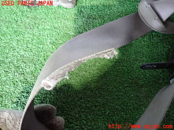 2UPJ-21587045]ハイラックスサーフ(TRN215W)運転席シートベルト 中古_m0002.jpg