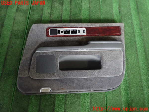 2UPJ-21591234]センチュリー(GZG50)右前ドア内張り 中古_m0001.jpg