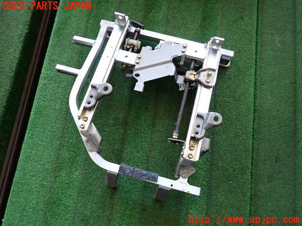 2UPJ-21597496]センチュリー(GZG50)シートレール①1 (2列目右) 中古_m0002.jpg