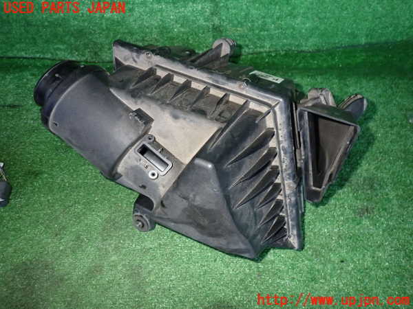 2UPJ-21612560]ランドローバー・レンジローバー イヴォーク(LV2A)エアクリーナーボックス 中古_m0001.jpg