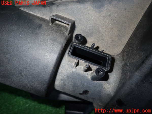 2UPJ-21612560]ランドローバー・レンジローバー イヴォーク(LV2A)エアクリーナーボックス 中古_m0002.jpg