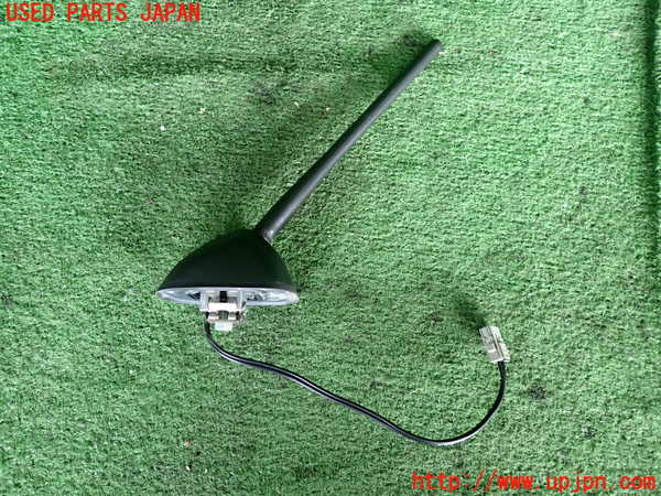 5UPJ-21626550]スイフトスポーツ(ZC33S)アンテナ 中古_m0001.jpg