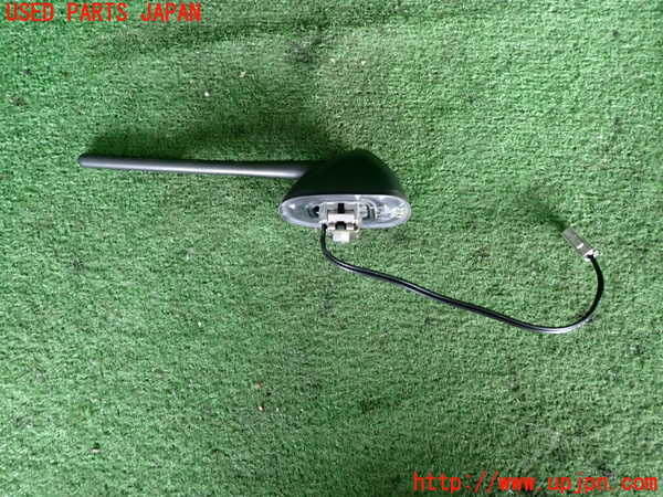 5UPJ-21626550]スイフトスポーツ(ZC33S)アンテナ 中古_m0002.jpg