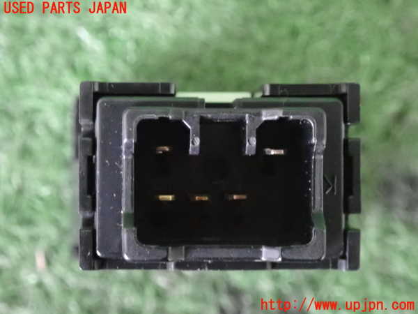 5UPJ-21626306]スイフトスポーツ(ZC33S)スイッチ1 (シートヒーター) 中古_m0003.jpg