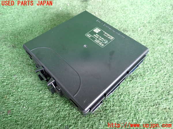 5UPJ-21626146]スイフトスポーツ(ZC33S)コンピューター1 (116R1-000404) 中古_m0001.jpg