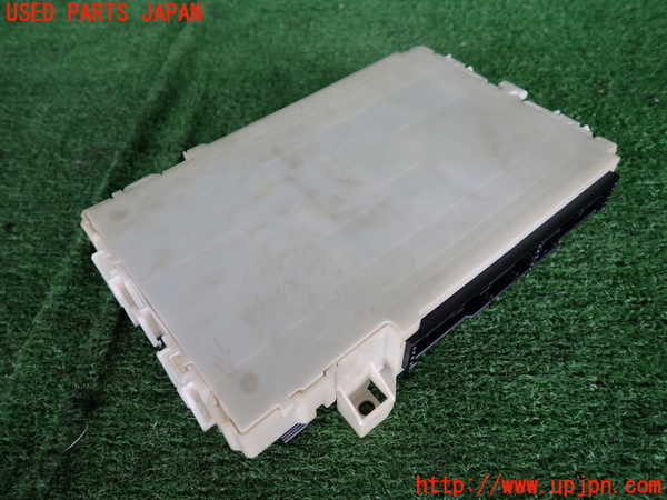 2UPJ-21626742]スイフトスポーツ(ZC33S)ヒューズボックス2 中古_m0002.jpg