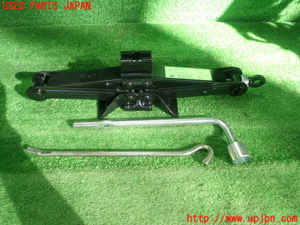 5UPJ-21637805]ランエボ7 GT-A(CT9A)車載工具 中古_m0001.jpg