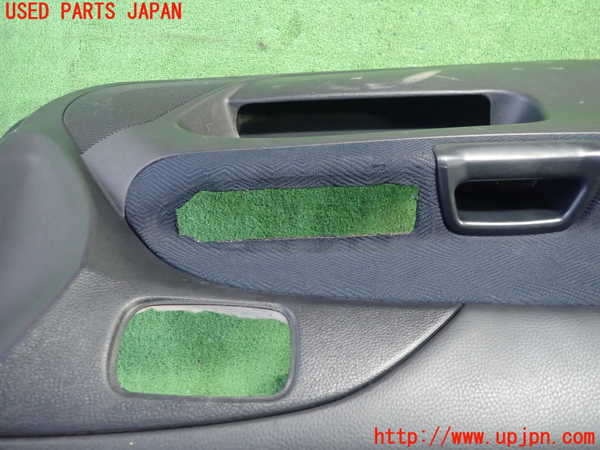 5UPJ-21631264]ランエボ7 GT-A(CT9A)左前ドア内張り 中古_m0002.jpg