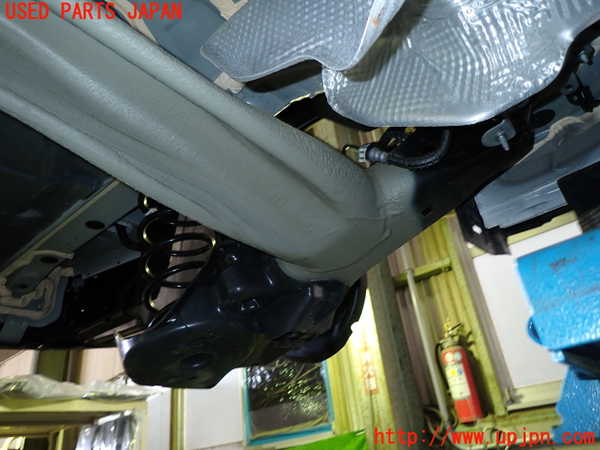 5UPJ-21645380]プジョー・408(P54HN05)リアアクスルビーム 中古_m0005.jpg