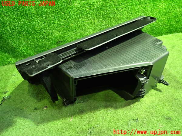 5UPJ-21647516]プジョー・408(P54HN05)グローブボックス1 中古_m0004.jpg