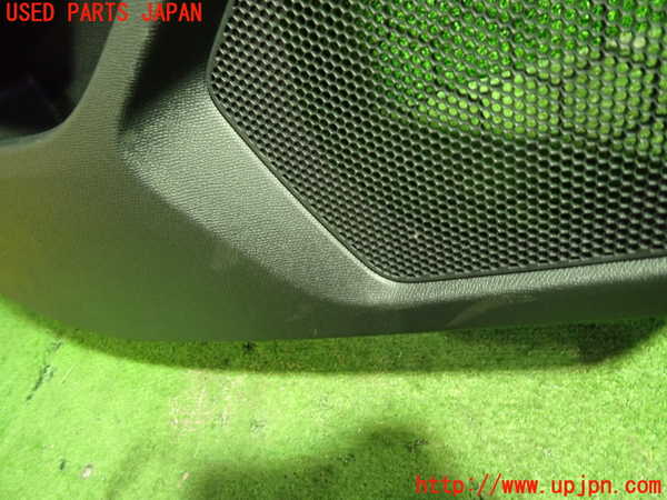 5UPJ-21641324]プジョー・408(P54HN05)左後ドア内張り 中古_m0003.jpg