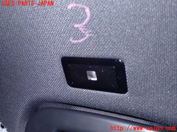 5UPJ-21646413]プジョー・408(P54HN05)ルームランプ3 (２列目左) 中古_m0001.jpg
