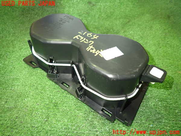 5UPJ-21647810]プジョー・408(P54HN05)ドリンクホルダー 中古_m0002.jpg