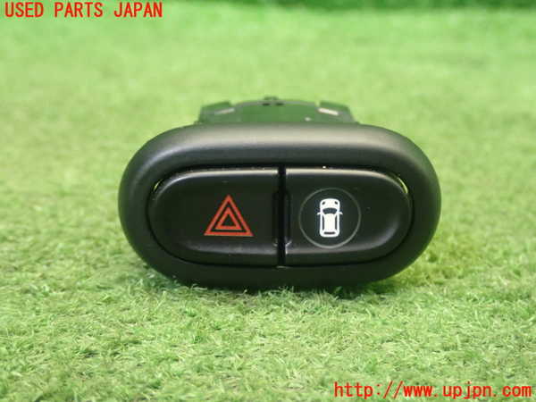 5UPJ-21656290]BMW ミニ(MINI)クーパーD(XN15M F56)ハザードスイッチ 中古_m0001.jpg