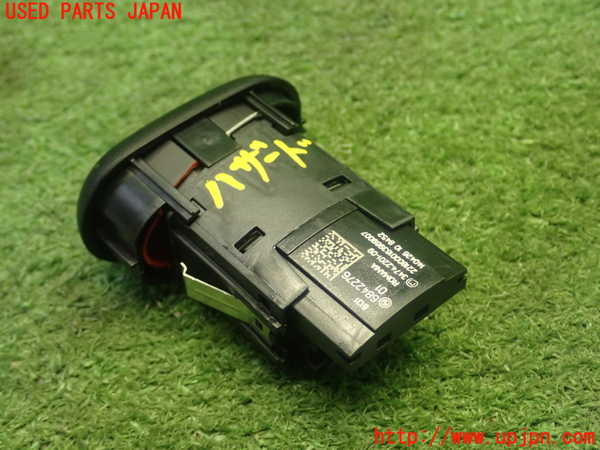5UPJ-21656290]BMW ミニ(MINI)クーパーD(XN15M F56)ハザードスイッチ 中古_m0003.jpg