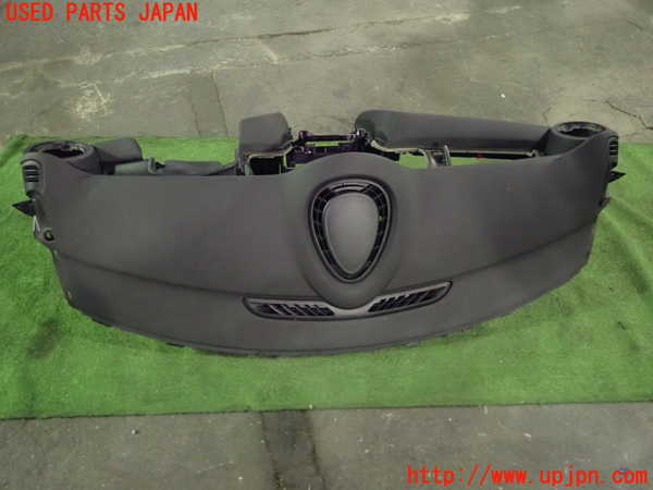 5UPJ-21657505]BMW ミニ(MINI)クーパーD(XN15M F56)ダッシュボード 中古_m0002.jpg