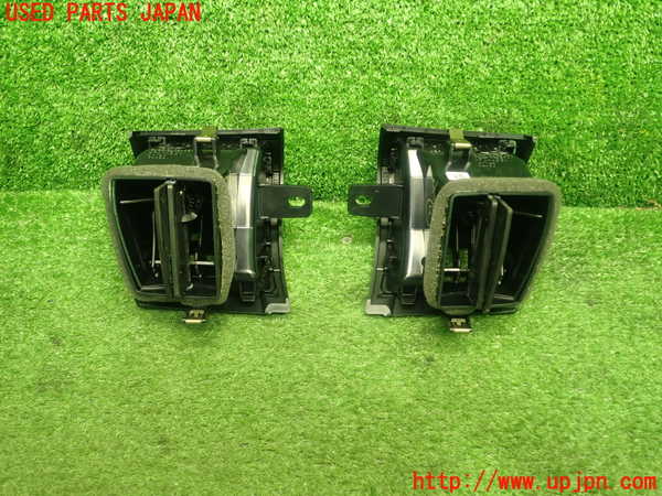 5UPJ-21657528]BMW ミニ(MINI)クーパーD(XN15M F56)エアコン吹き出し口3 (真中) 中古_m0002.jpg