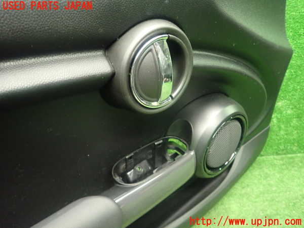 5UPJ-21651264]BMW ミニ(MINI)クーパーD(XN15M F56)左ドア内張り 中古_m0002.jpg