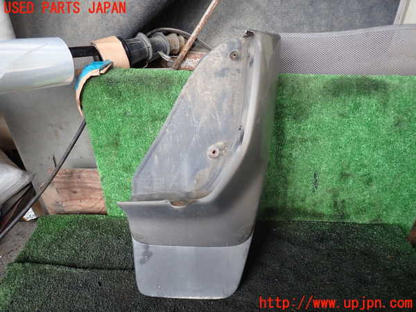 5UPJ-21661454]ハイラックスサーフ(KZN185W)右リアマッドガード(泥除け) 中古_m0002.jpg