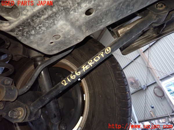 5UPJ-21665226]ハイラックスサーフ(KZN185W)左リアロアアーム1 中古_m0001.jpg