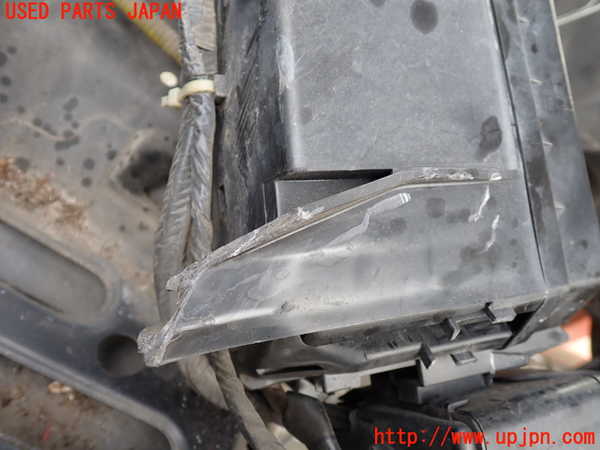 5UPJ-21666741]ハイラックスサーフ(KZN185W)ヒューズボックス1 【ジャンク】_m0002.jpg