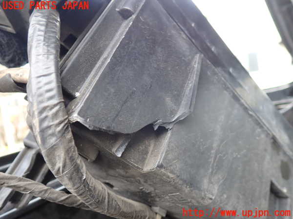 5UPJ-21666741]ハイラックスサーフ(KZN185W)ヒューズボックス1 【ジャンク】_m0003.jpg