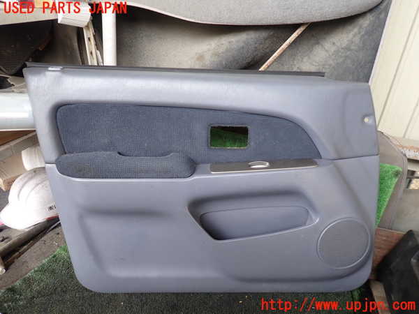5UPJ-21661264]ハイラックスサーフ(KZN185W)左前ドア内張り 中古_m0001.jpg