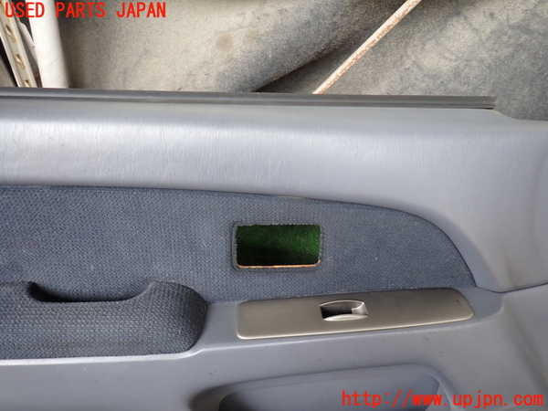 5UPJ-21661264]ハイラックスサーフ(KZN185W)左前ドア内張り 中古_m0002.jpg