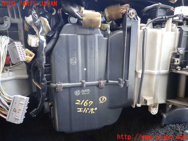 5UPJ-21676081]ランクル80系(FZJ80G)エバポレーター1 中古_m0001.jpg