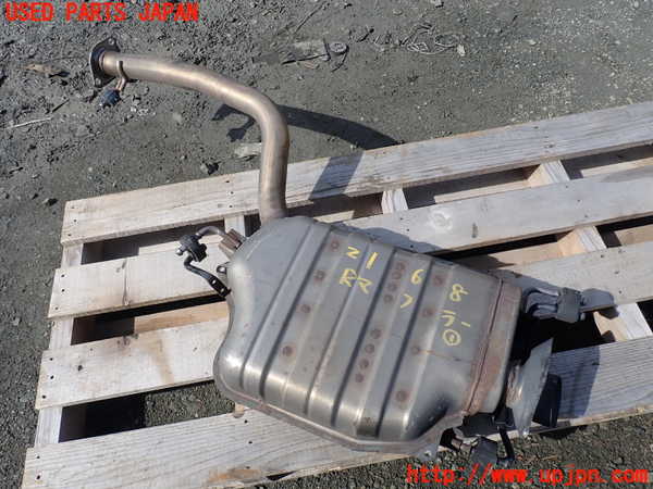 1UPJ-21682671]レクサス・LS500(VXFA55)リアマフラー1 (右側) 中古_m0002.jpg