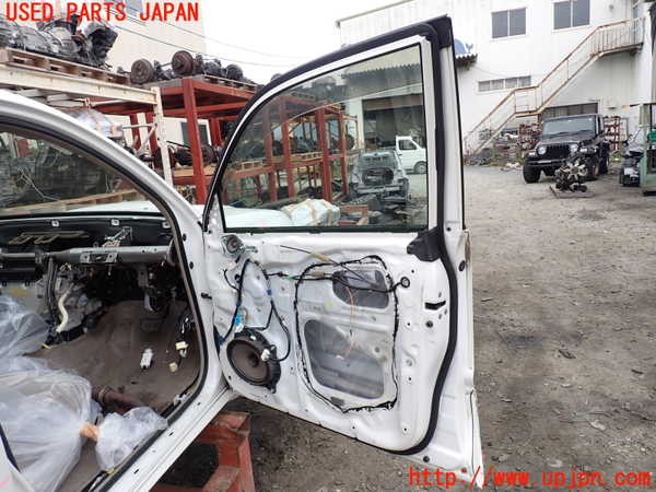5UPJ-21691230]ハイラックスサーフ(KDN215W)右前ドア M2H4 中古_m0004.jpg
