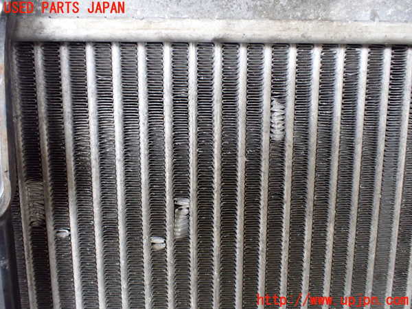 5UPJ-21692451]ハイラックスサーフ(KDN215W)インタークーラー1 中古_m0004.jpg