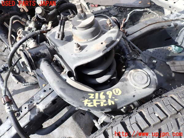 5UPJ-21695136]ハイラックスサーフ(KDN215W)左フロントアッパーアーム1 中古_m0001.jpg