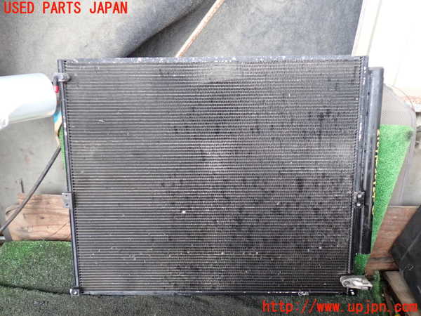 5UPJ-21696031]ハイラックスサーフ(KDN215W)エアコンコンデンサー1 中古_m0001.jpg