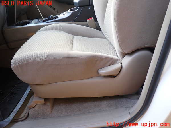 5UPJ-21697065]ハイラックスサーフ(KDN215W)助手席シート 中古_m0004.jpg