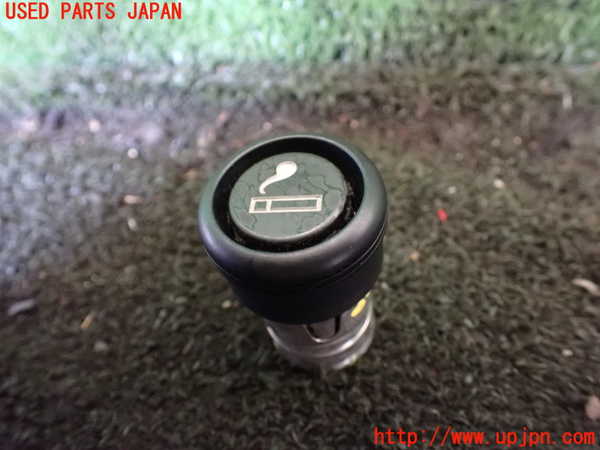 5UPJ-21697815]ハイラックスサーフ(KDN215W)シガライター 中古_m0001.jpg