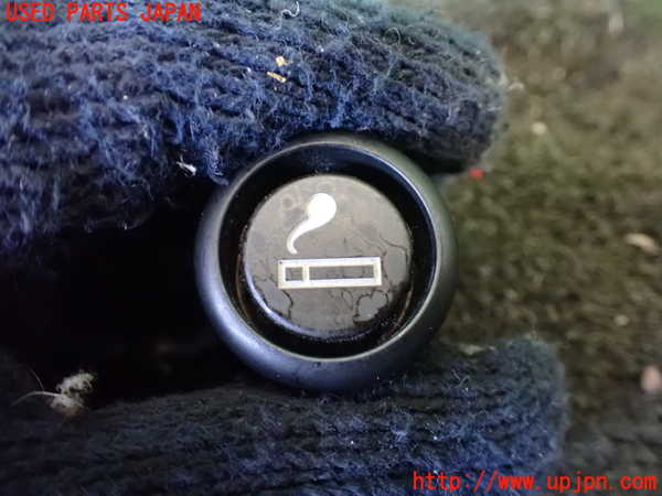 5UPJ-21697815]ハイラックスサーフ(KDN215W)シガライター 中古_m0002.jpg