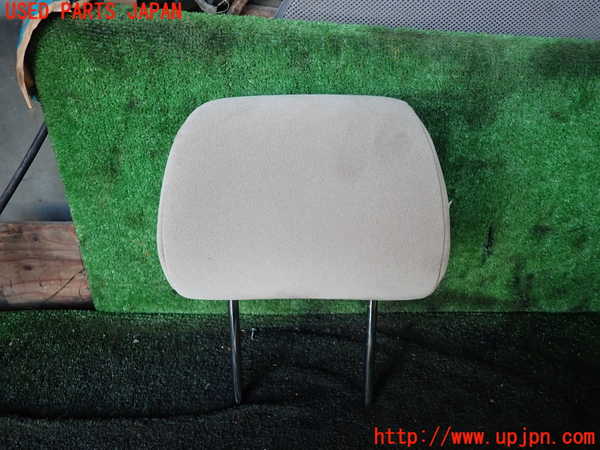 5UPJ-21697070]ハイラックスサーフ(KDN215W)助手席ヘッドレスト 中古_m0001.jpg