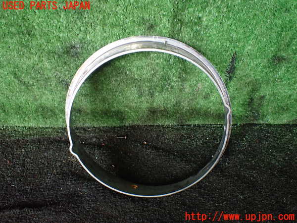 5UPJ-21701142]ジープラングラー(TJ40S)左ヘッドライトリム 中古_m0002.jpg
