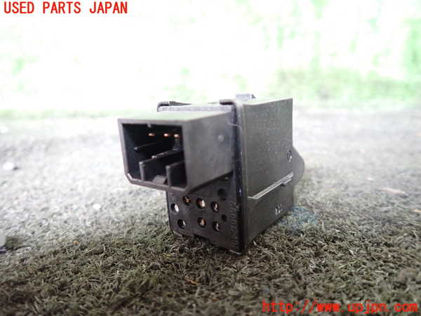 5UPJ-21706307]ジープラングラー(TJ40S)スイッチ2 (リヤワイパー) 中古_m0002.jpg
