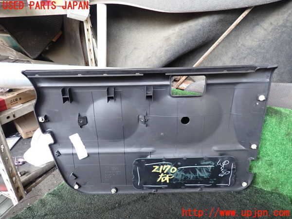 1UPJ-21701234]ジープラングラー(TJ40S)右ドア内張り 中古_m0004.jpg