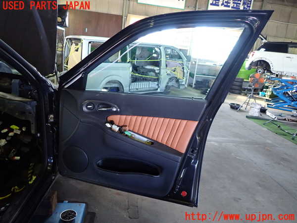 5UPJ-21711230]アルファロメオ・156 GTA(932AXB)右前ドア M129 中古_m0005.jpg