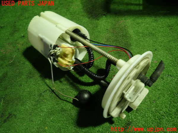 5UPJ-21712510]アルファロメオ・156 GTA(932AXB)燃料ポンプ 中古_m0002.jpg